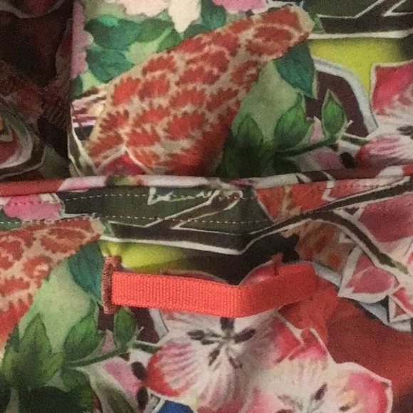 SEAWHEEZE '18 Fast & Free 7/8 Tight II Floral Millefiori Coral Cherry Blossom 4 - Picture 8 of 11